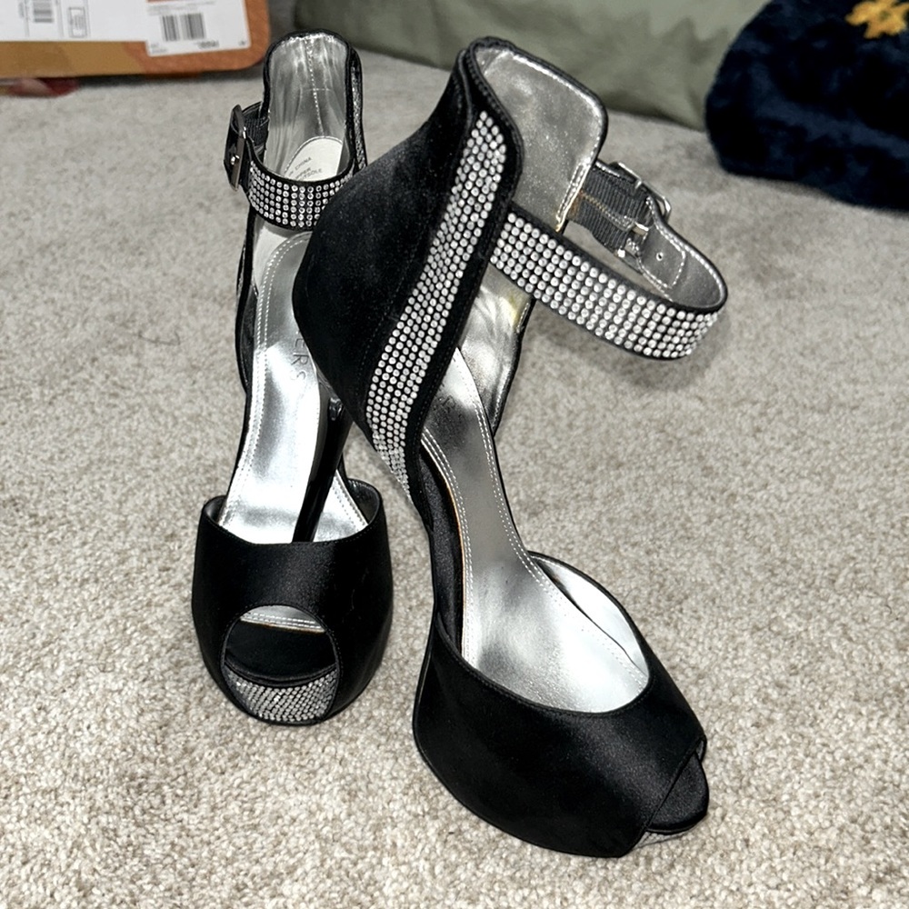 So sexy show stoppers (SSSS)